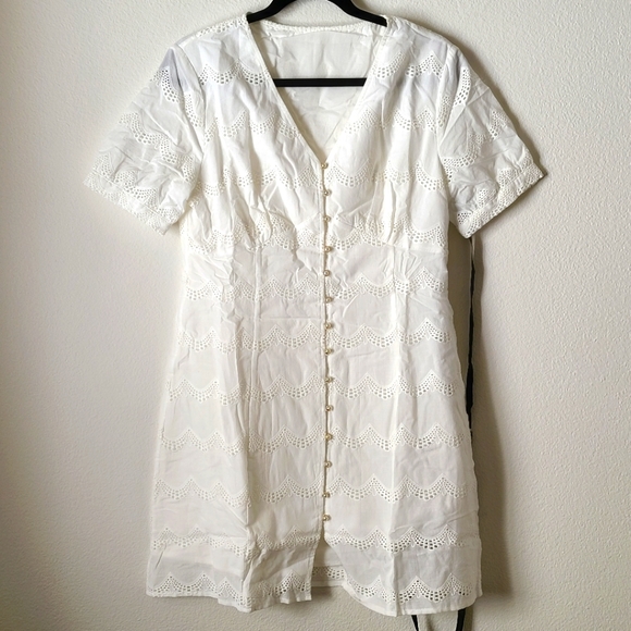 White delicate Meline Dress with pearl button - Picture 1 of 4